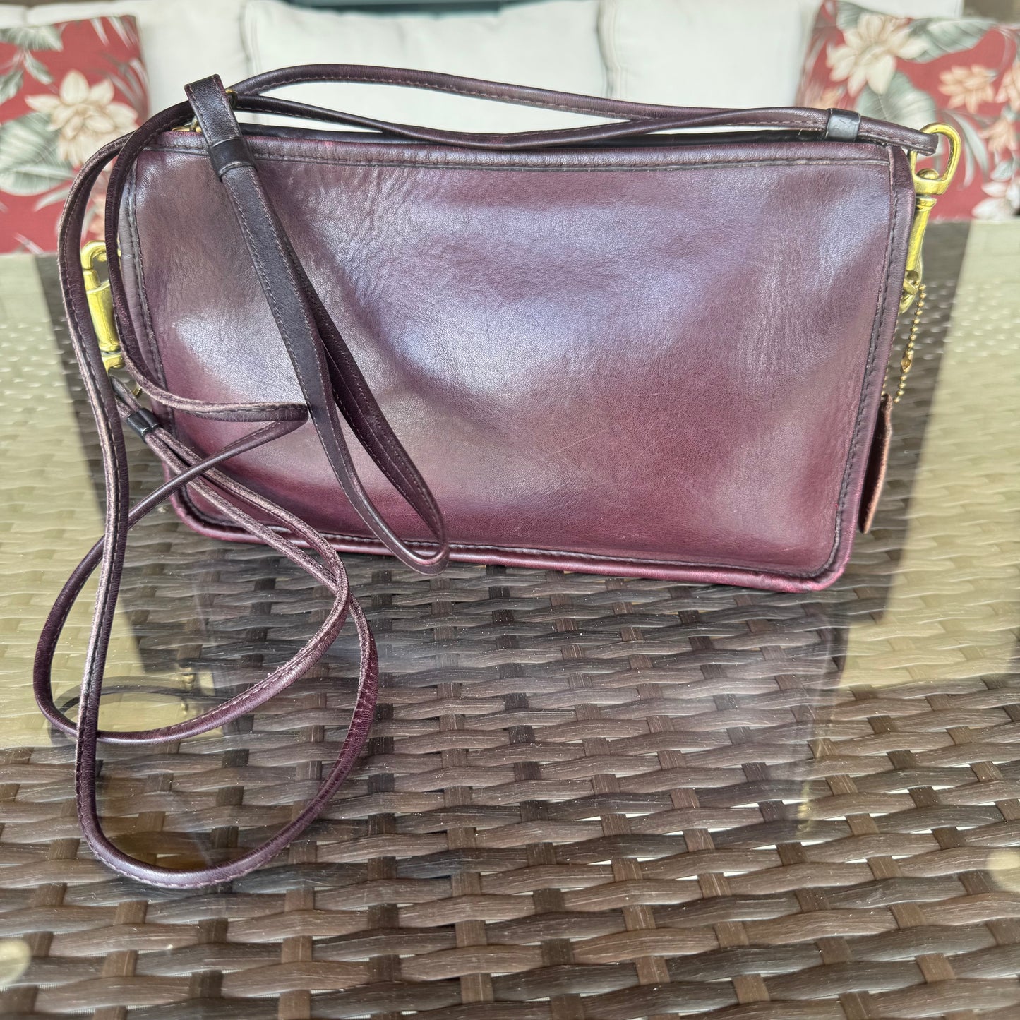 Vintage Coach Burgundy Basic Bag #9455 NYC Made Glue in Registration number