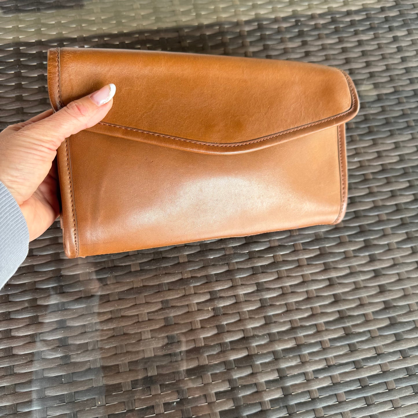 Vintage Coach British Tan Envelope Clutch #9810 made in NYC