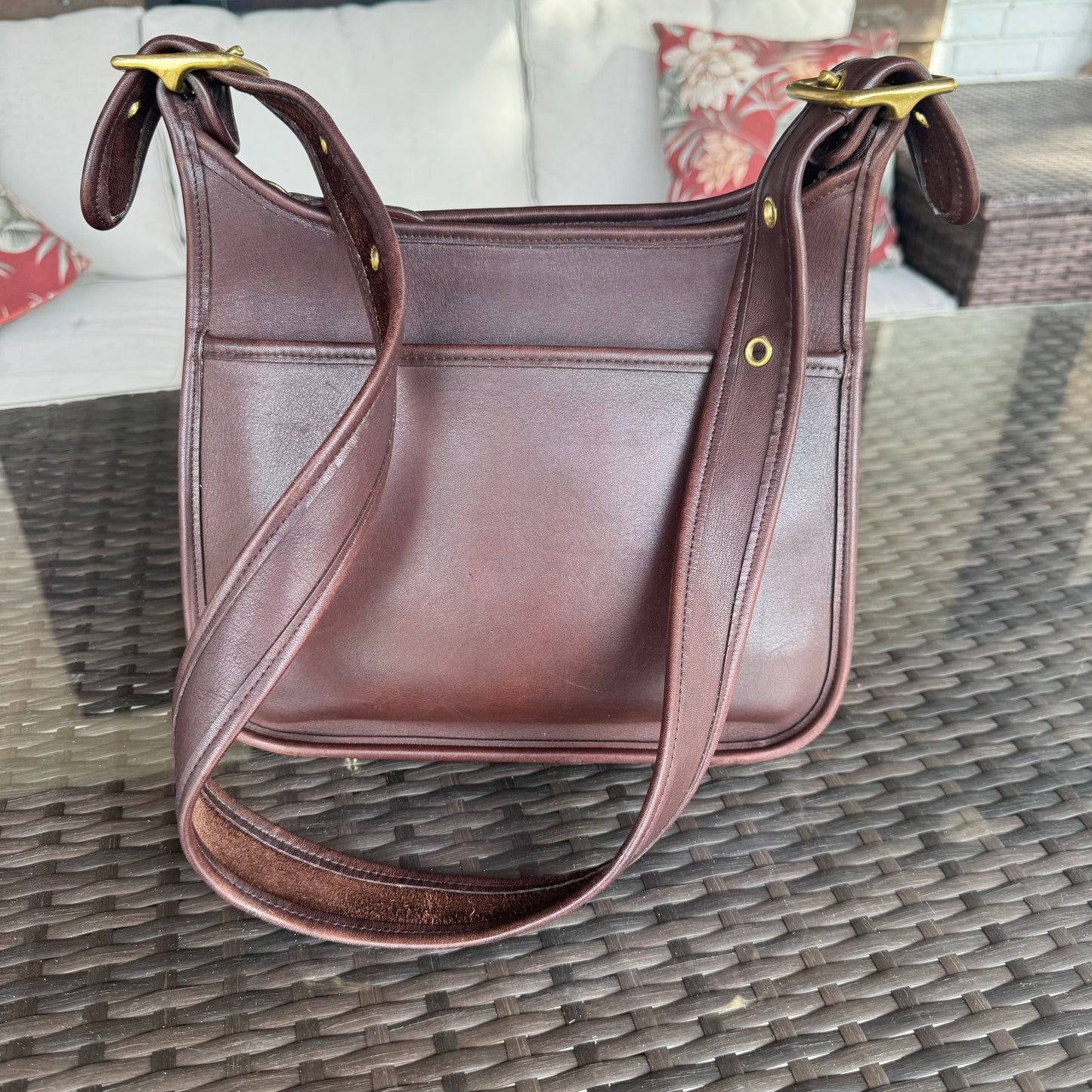 Vintage Coach Dark Brown Mahogany Legacy Zip #9966