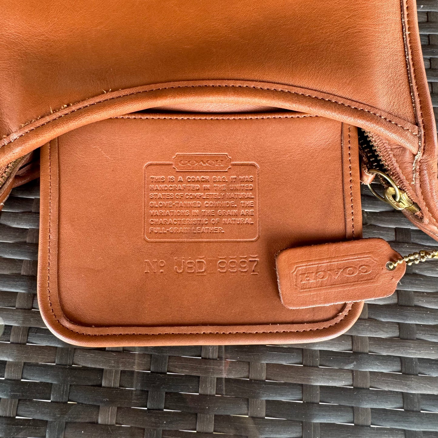 Vintage Coach British Tan Legacy Small Zip #9997