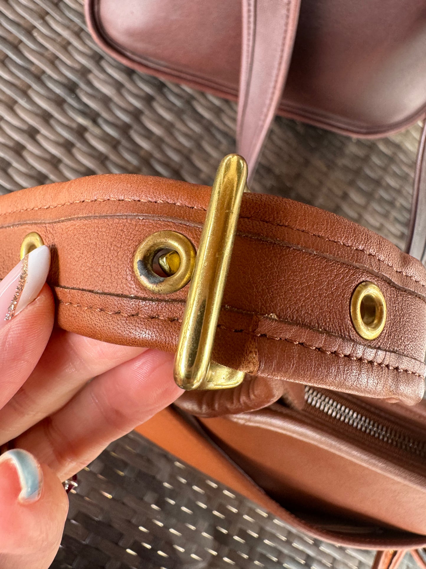 Vintage Coach British Tan Legacy Small Zip #9997