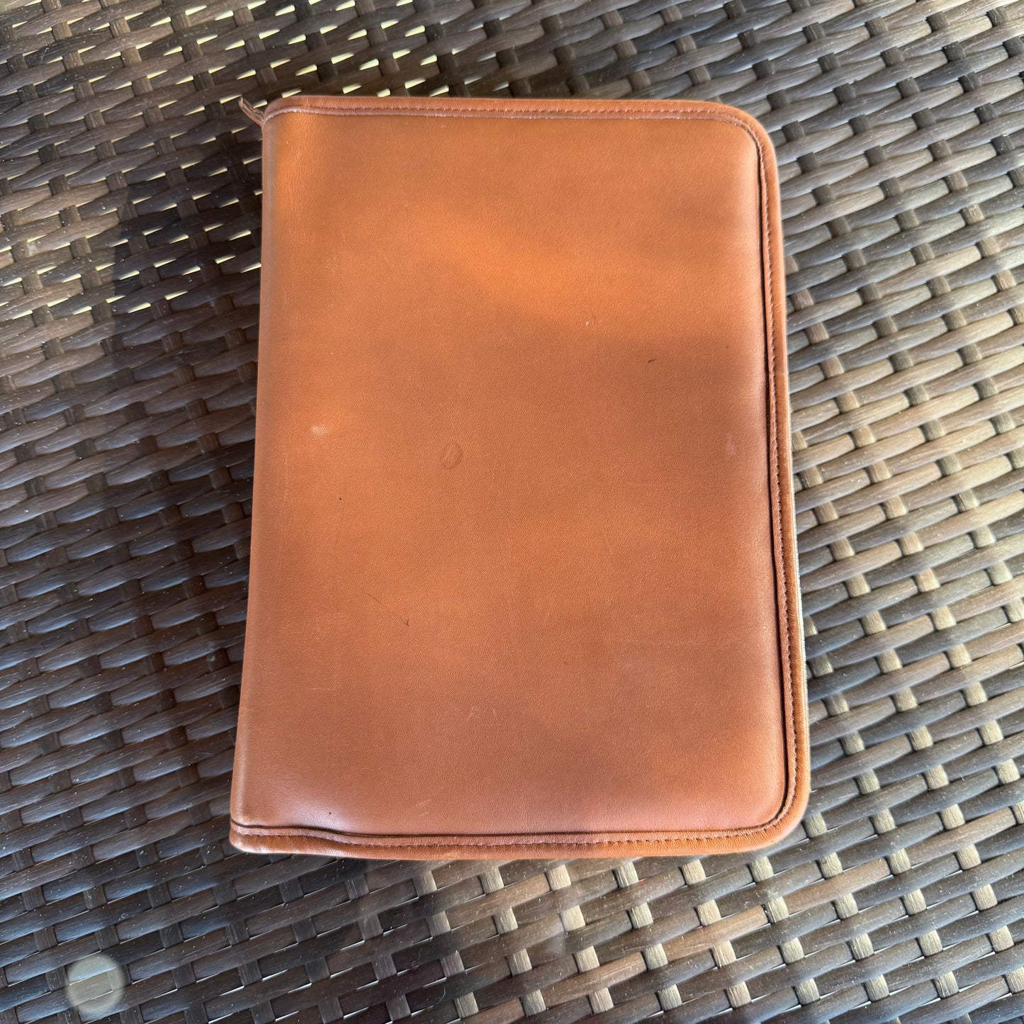Vintage Coach British Tan Zip Around Organizer Large Planner #5223